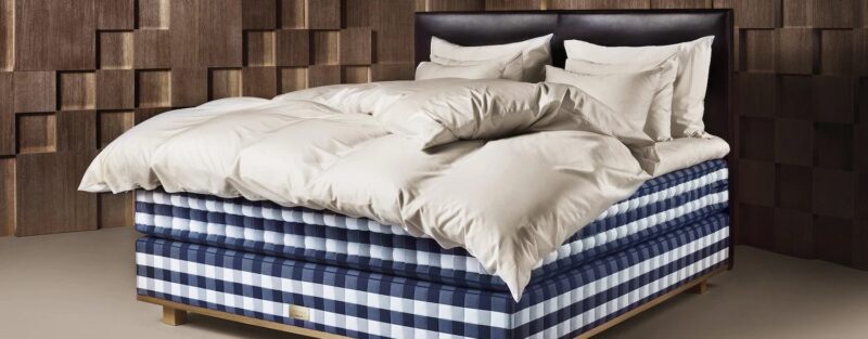 hastens